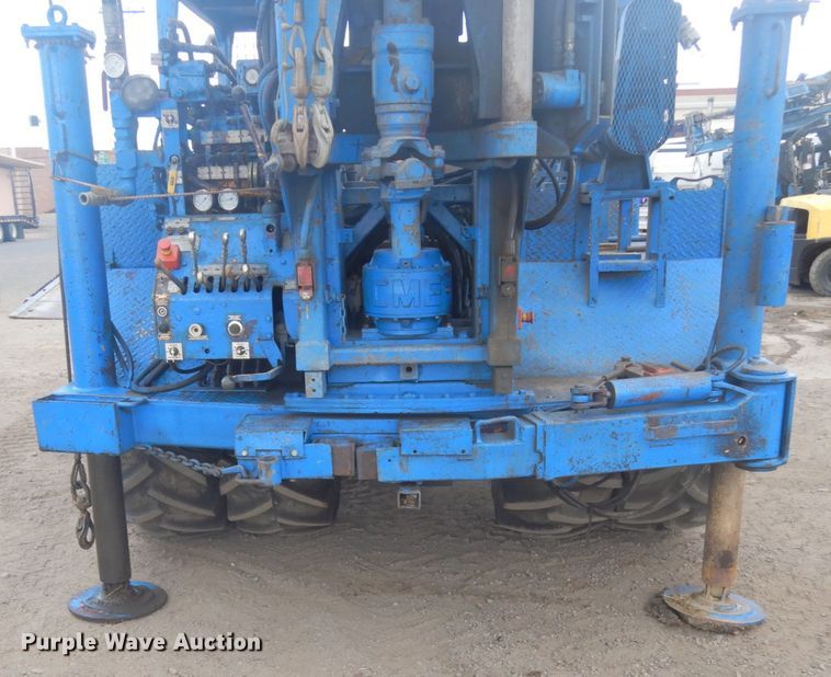 image for item DN6254 2000 CME 550X  drilling rig