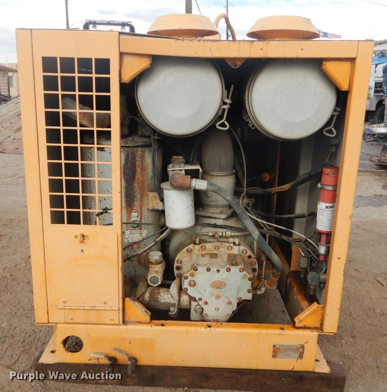image for item DN6256 Sullair  air compressor