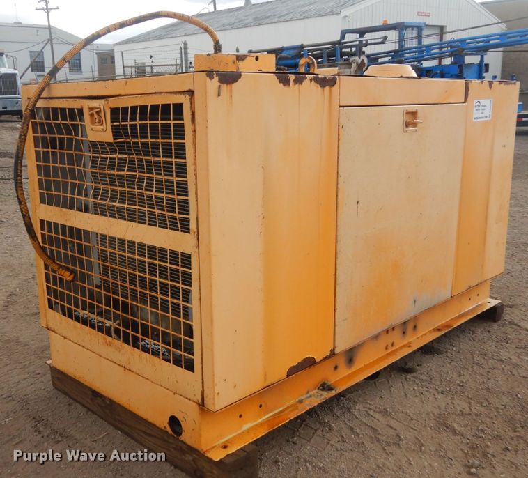 image for item DN6256 Sullair  air compressor