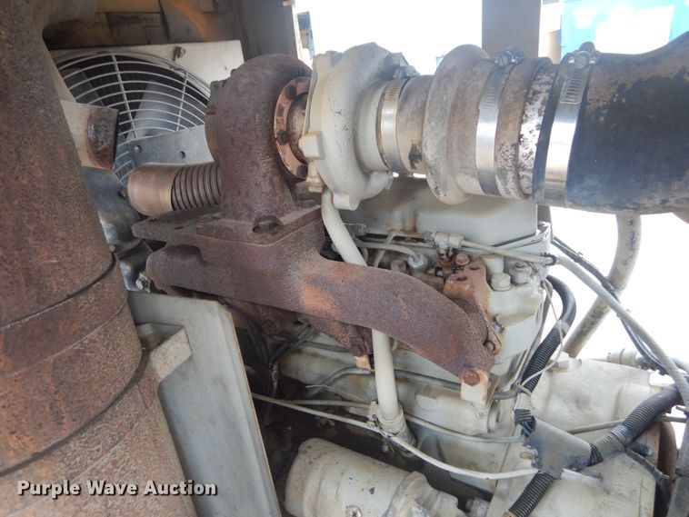 image for item DN6256 Sullair  air compressor