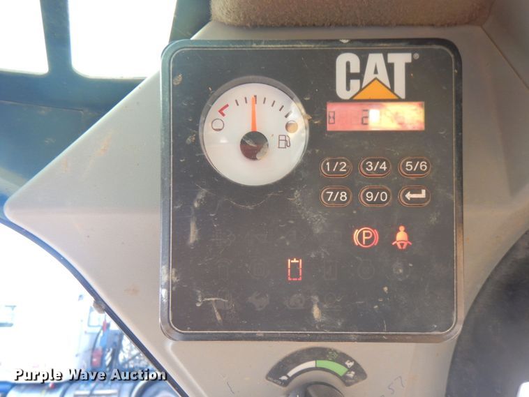 image for item DN6547 2016 Caterpillar 289D  tracked skid steer loader