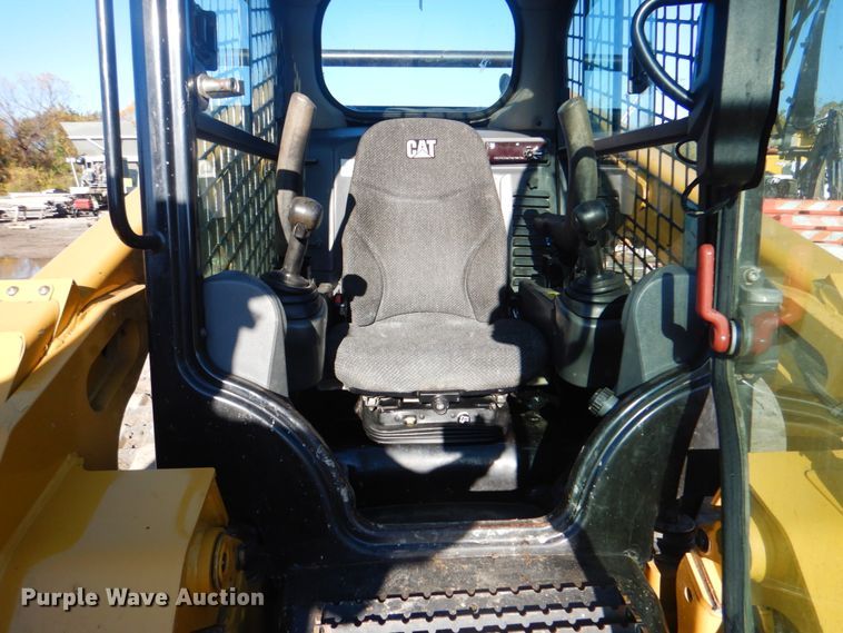 image for item DN6548 2014 Caterpillar 289D  tracked skid steer loader