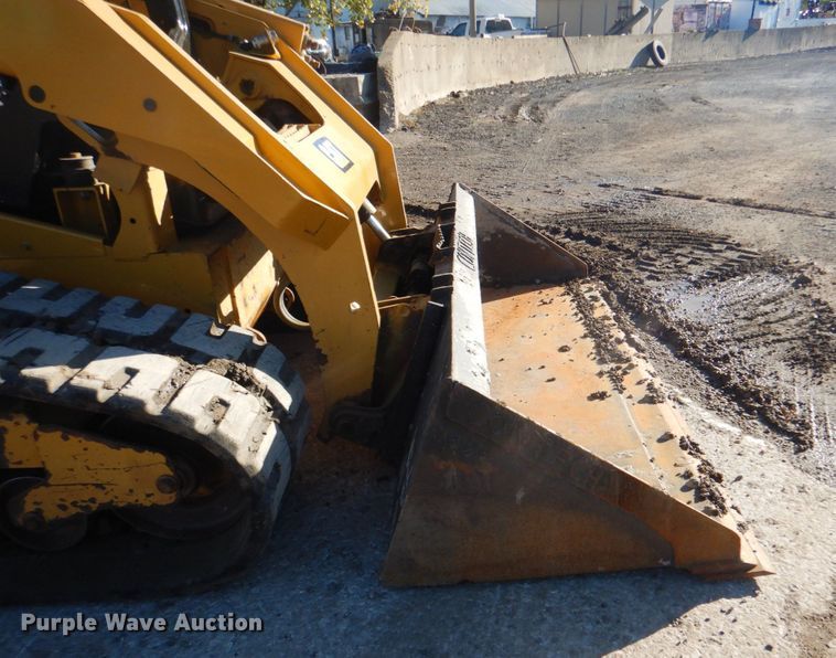 image for item DN6549 2016 Caterpillar 289D  tracked skid steer loader