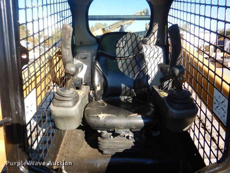 image for item DN6549 2016 Caterpillar 289D  tracked skid steer loader