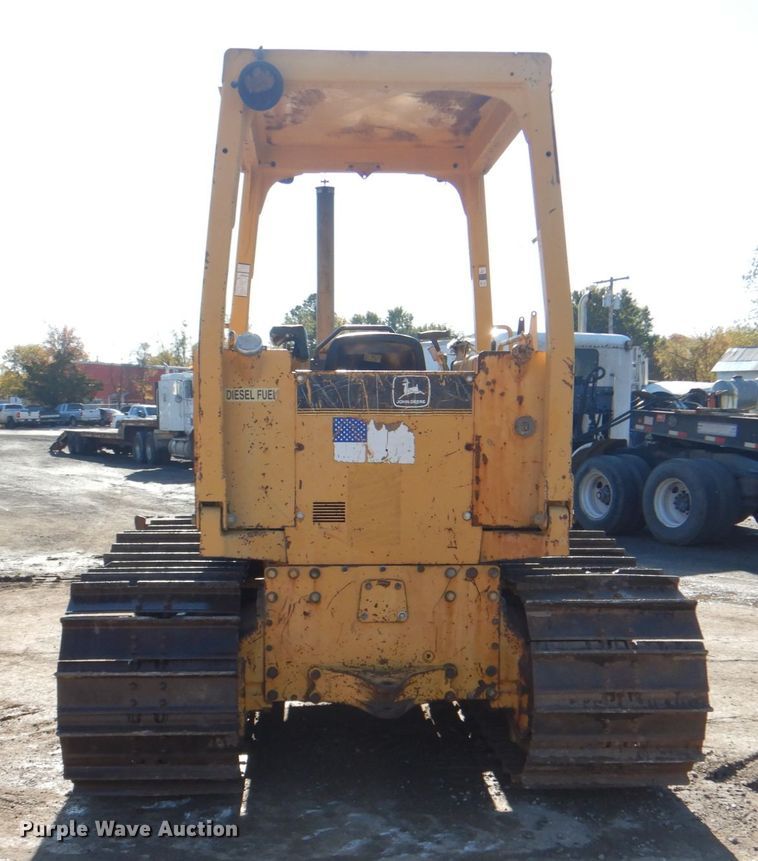 image for item DN6550 1996 John Deere 650G LGP Series IV  dozer