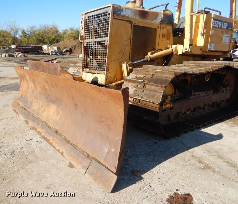 image for item DN6550 1996 John Deere 650G LGP Series IV  dozer