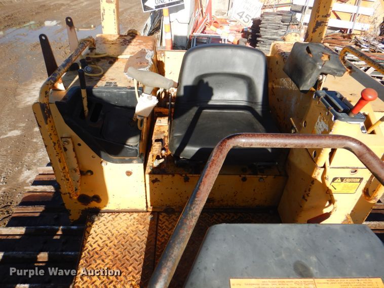 image for item DN6550 1996 John Deere 650G LGP Series IV  dozer