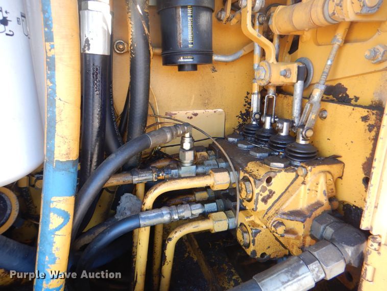 image for item DN6550 1996 John Deere 650G LGP Series IV  dozer