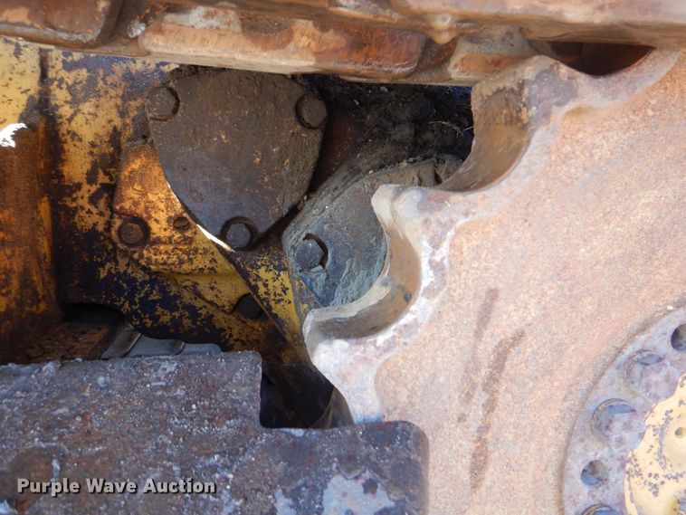 image for item DN6550 1996 John Deere 650G LGP Series IV  dozer