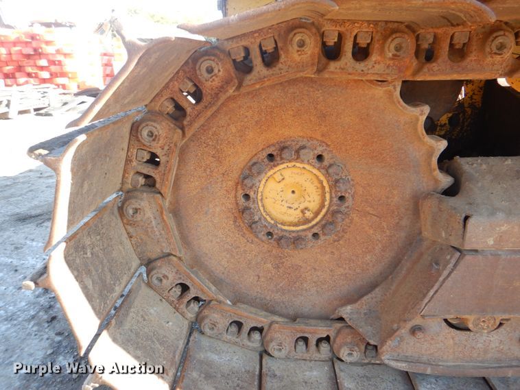 image for item DN6550 1996 John Deere 650G LGP Series IV  dozer