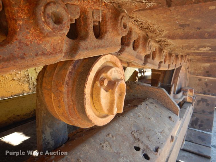 image for item DN6550 1996 John Deere 650G LGP Series IV  dozer