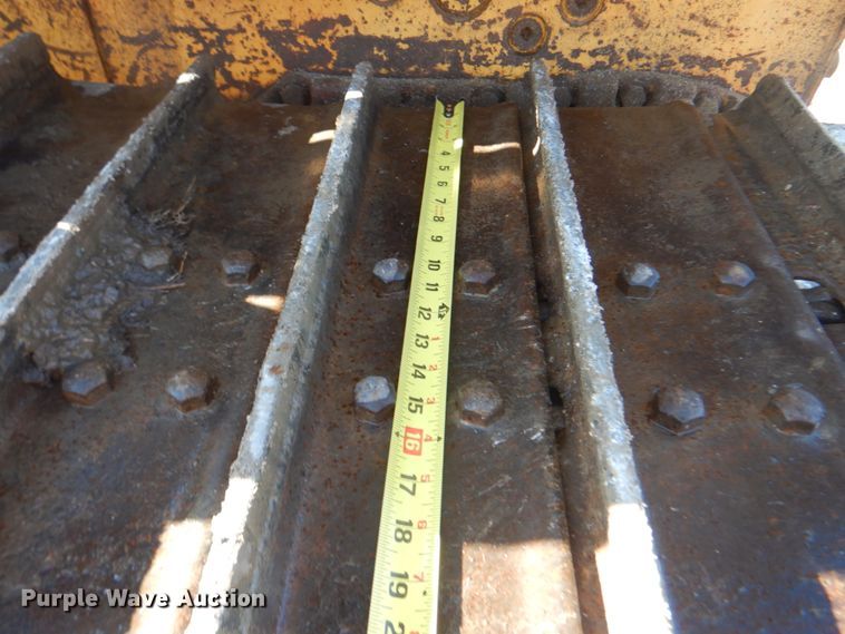 image for item DN6550 1996 John Deere 650G LGP Series IV  dozer