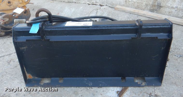 image for item DN6551 45" W skid steer breaker