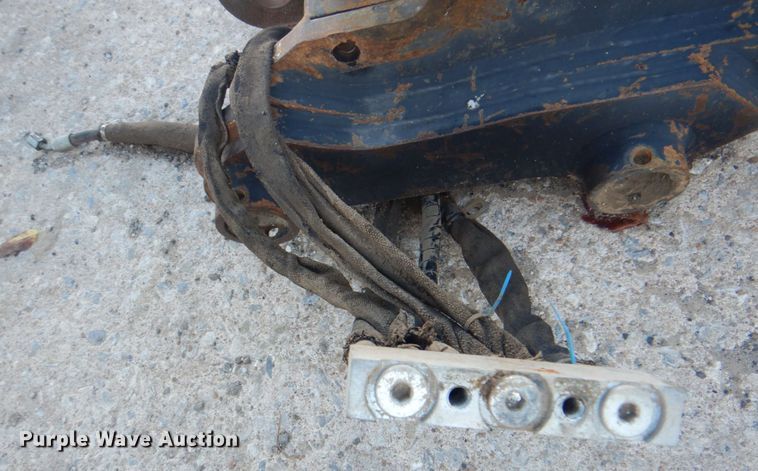 image for item DN6553 (2) hydraulic quick connects