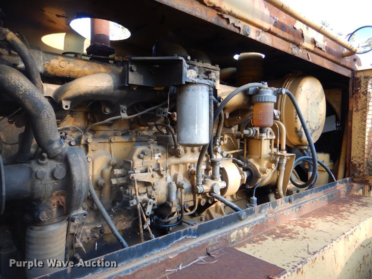 image for item DN6556 1986 Mitsubishi MG400  motor grader