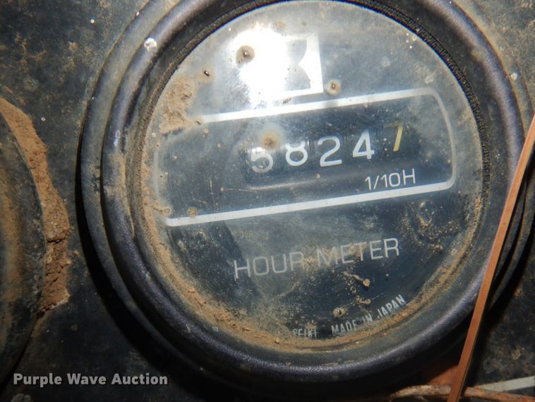 image for item DN6556 1986 Mitsubishi MG400  motor grader