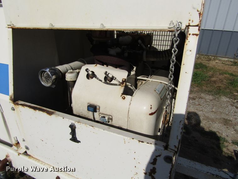 image for item EV9368 FMC  sewer jetter trailer