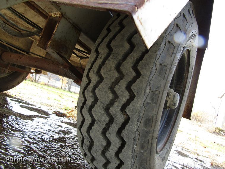 image for item EV9368 FMC  sewer jetter trailer