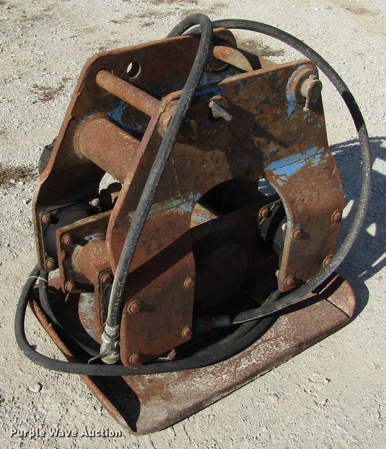 image for item EV9369 Okada  plate compactor