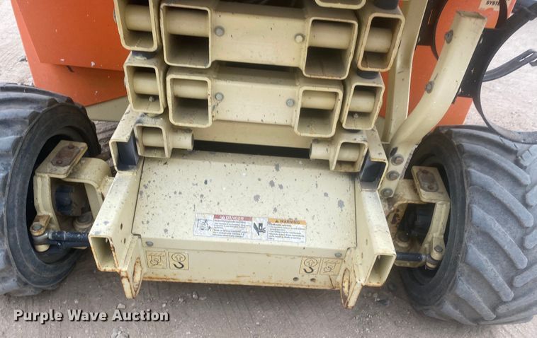 image for item EX9650 2007 JLG 260MRT  scissor lift