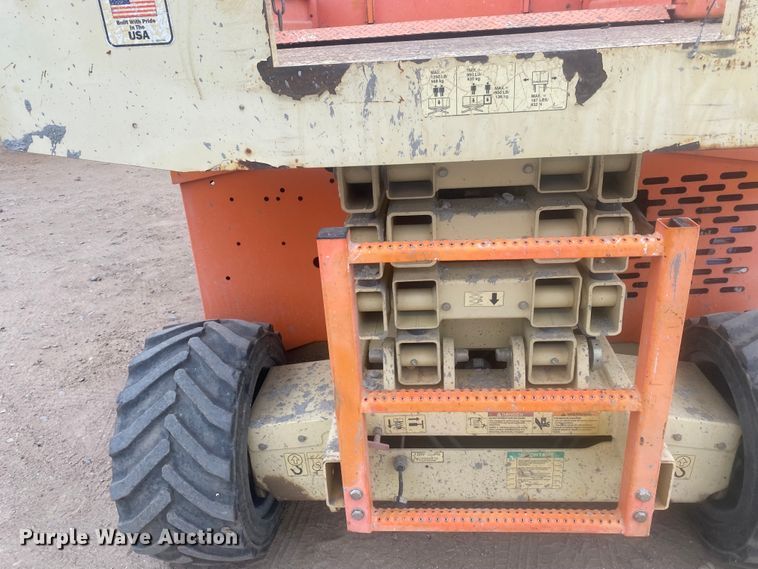 image for item EX9650 2007 JLG 260MRT  scissor lift