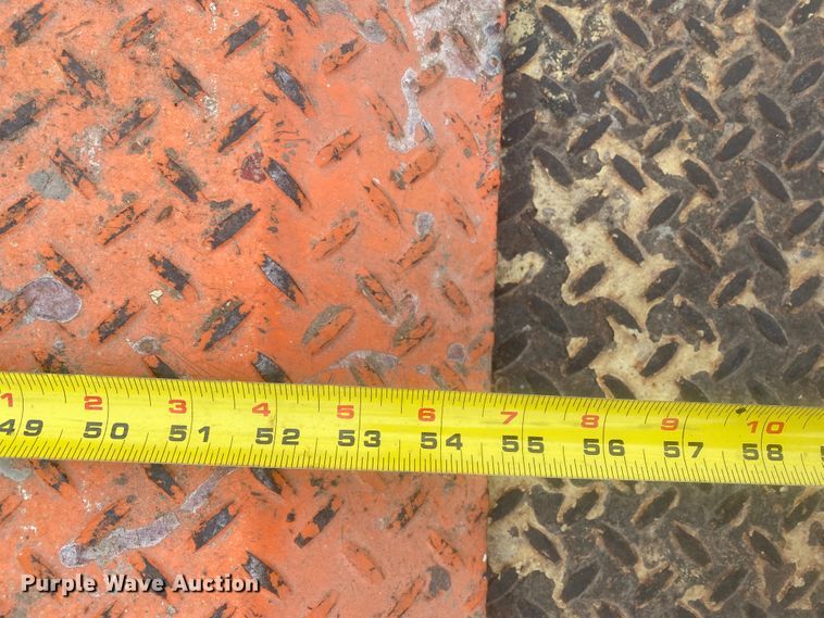 image for item EX9650 2007 JLG 260MRT  scissor lift