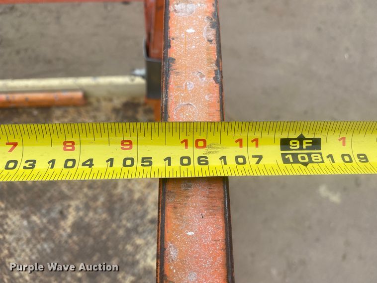 image for item EX9650 2007 JLG 260MRT  scissor lift