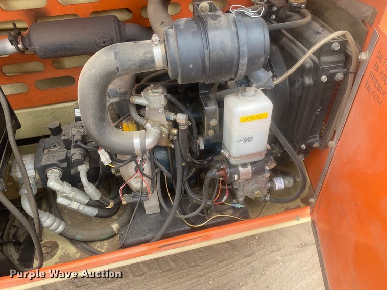 image for item EX9650 2007 JLG 260MRT  scissor lift