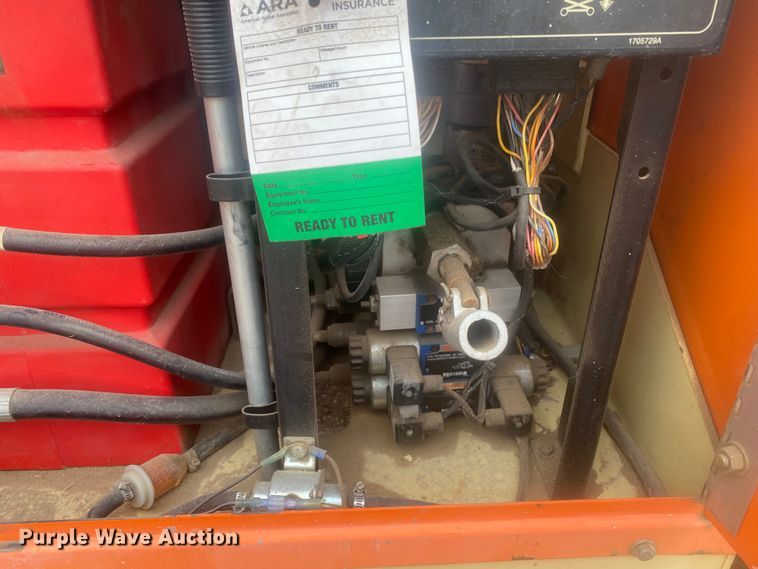 image for item EX9650 2007 JLG 260MRT  scissor lift