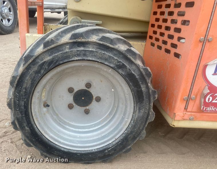 image for item EX9650 2007 JLG 260MRT  scissor lift