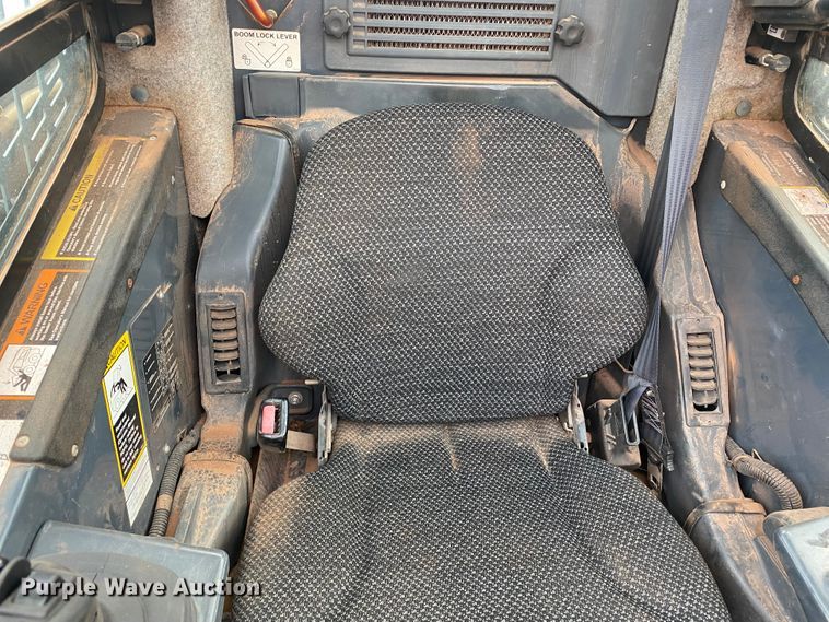 image for item EX9655 2011 John Deere 333D  tracked skid steer loader