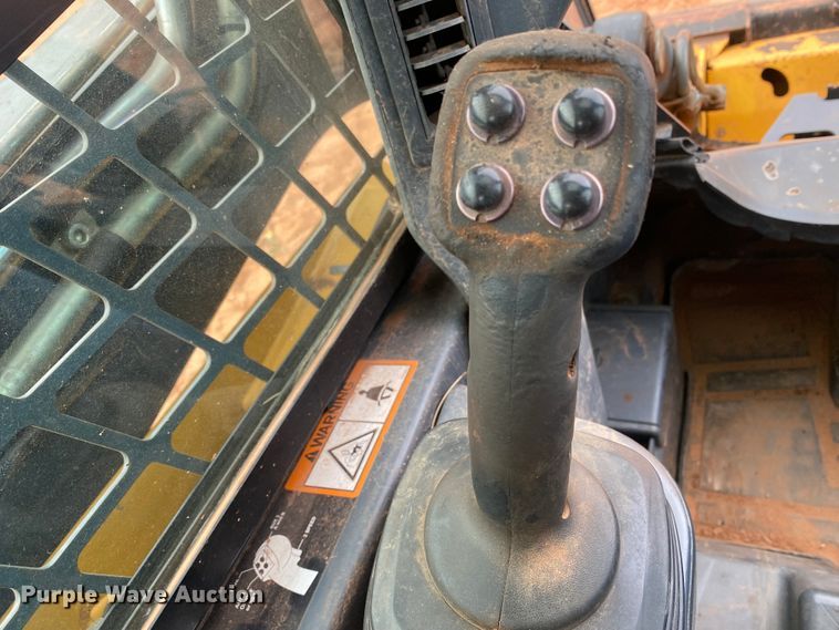 image for item EX9655 2011 John Deere 333D  tracked skid steer loader