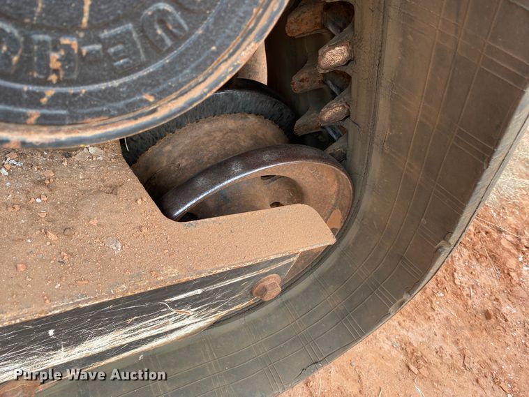 image for item EX9655 2011 John Deere 333D  tracked skid steer loader