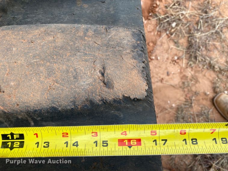 image for item EX9655 2011 John Deere 333D  tracked skid steer loader