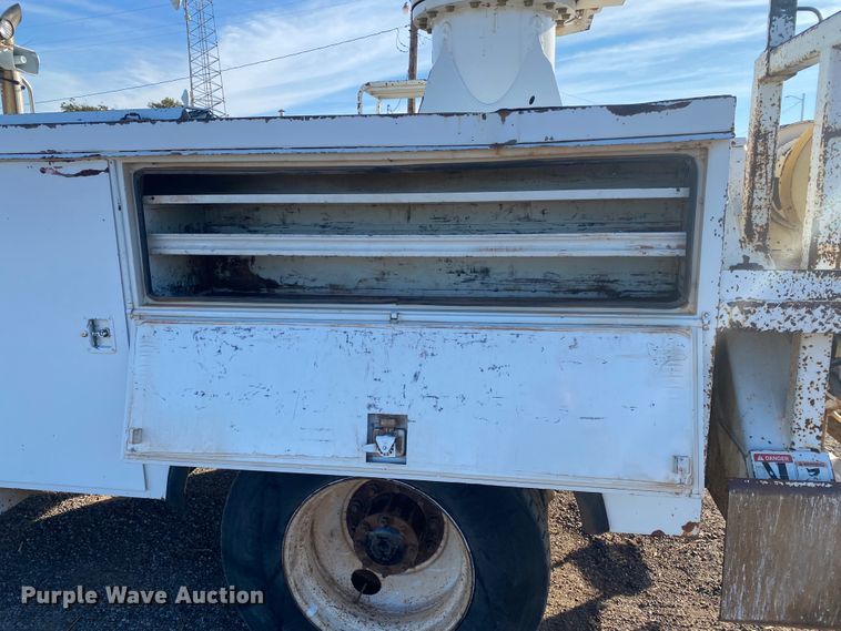 image for item EX9657 2006 International Business Class M2  pressure digger truck