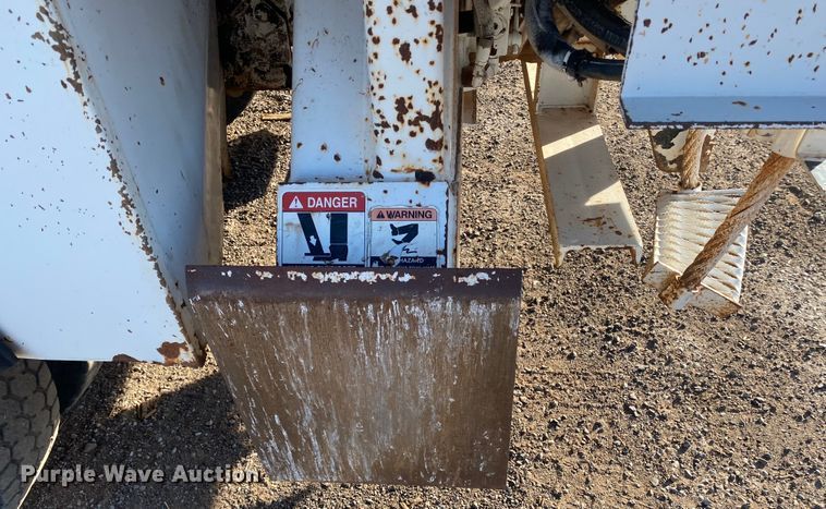 image for item EX9657 2006 International Business Class M2  pressure digger truck