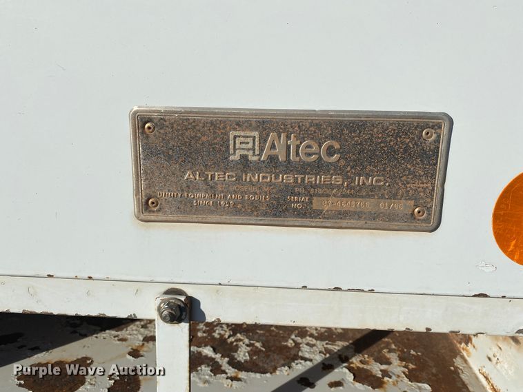 image for item EX9657 2006 International Business Class M2  pressure digger truck