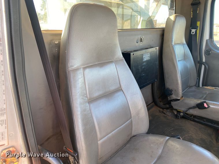 image for item EX9657 2006 International Business Class M2  pressure digger truck