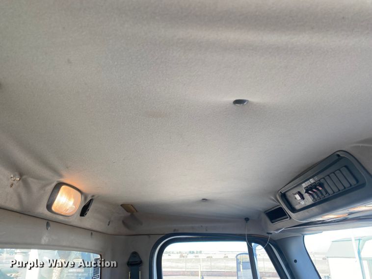 image for item EX9657 2006 International Business Class M2  pressure digger truck