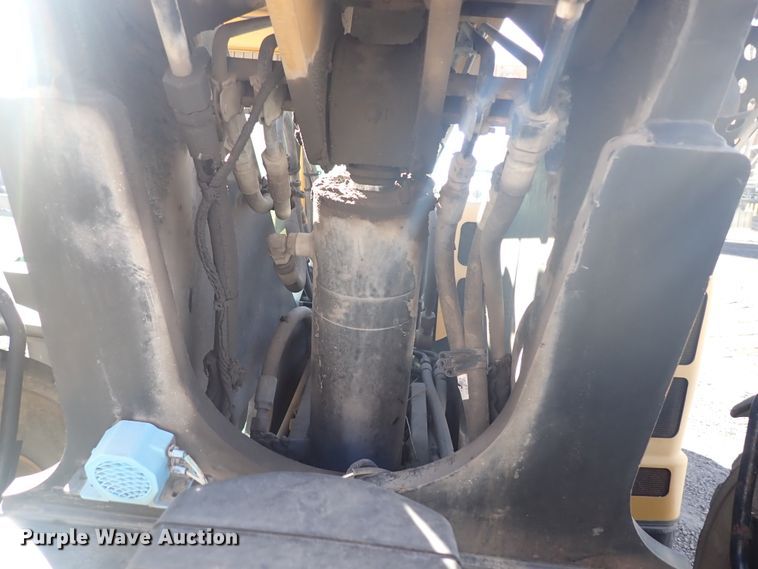 image for item EX9665 2012 Caterpillar TL642  telehandler