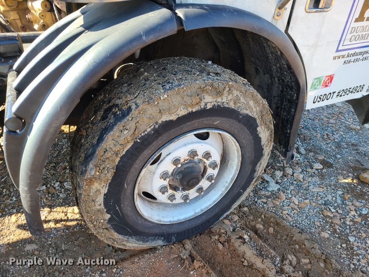 image for item EZ9239 2007 American Lafrance Condor  truck cab and chassis