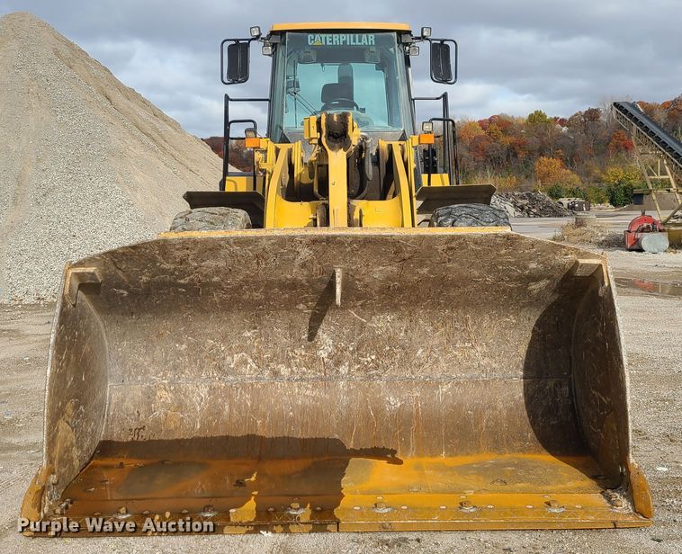 image for item EZ9240 2005 Caterpillar 972G  wheel loader
