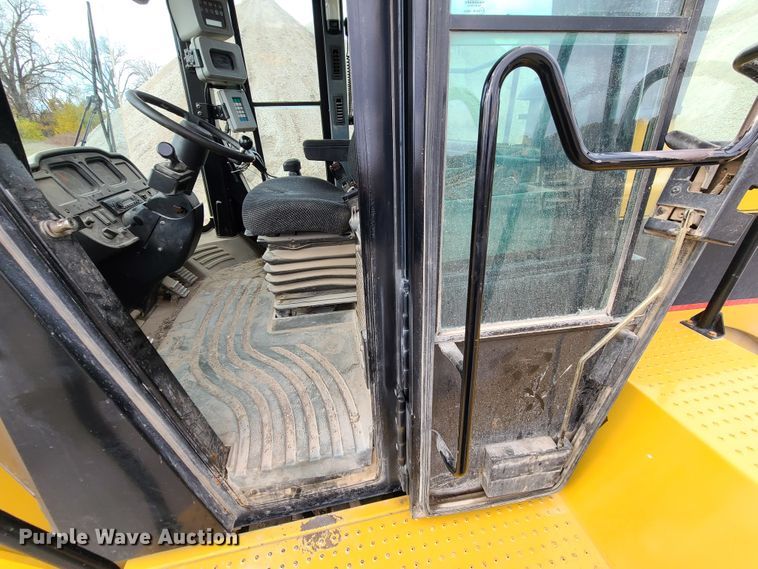 image for item EZ9240 2005 Caterpillar 972G  wheel loader