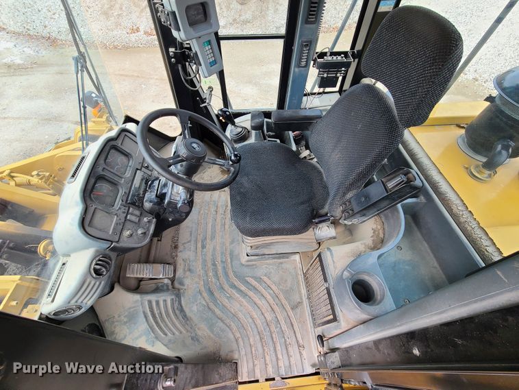 image for item EZ9240 2005 Caterpillar 972G  wheel loader