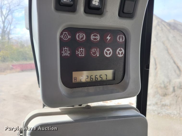 image for item EZ9240 2005 Caterpillar 972G  wheel loader