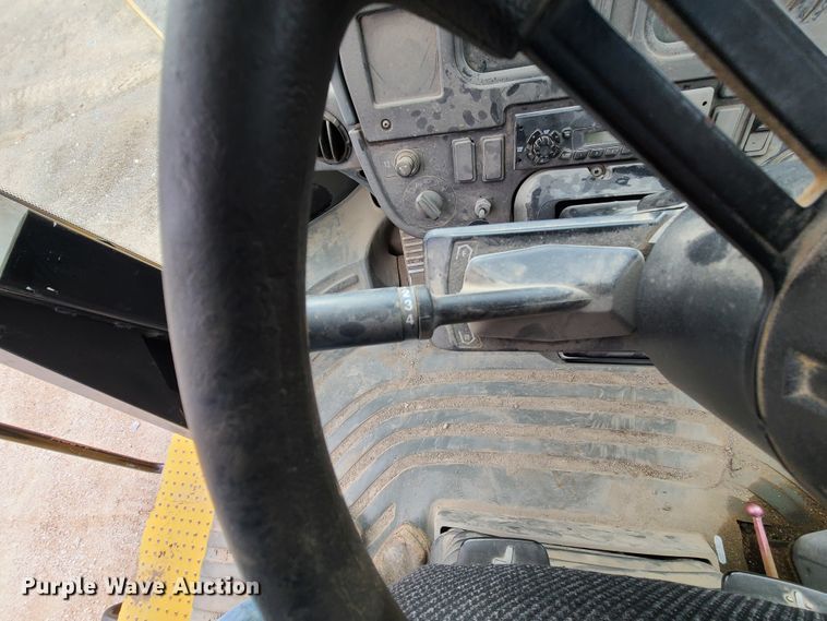 image for item EZ9240 2005 Caterpillar 972G  wheel loader