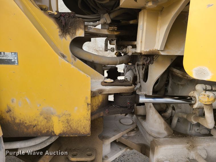 image for item EZ9240 2005 Caterpillar 972G  wheel loader