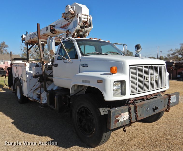 image for item FO9258 1996 GMC TopKick C6500  pressure digger truck