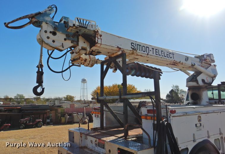 image for item FO9258 1996 GMC TopKick C6500  pressure digger truck