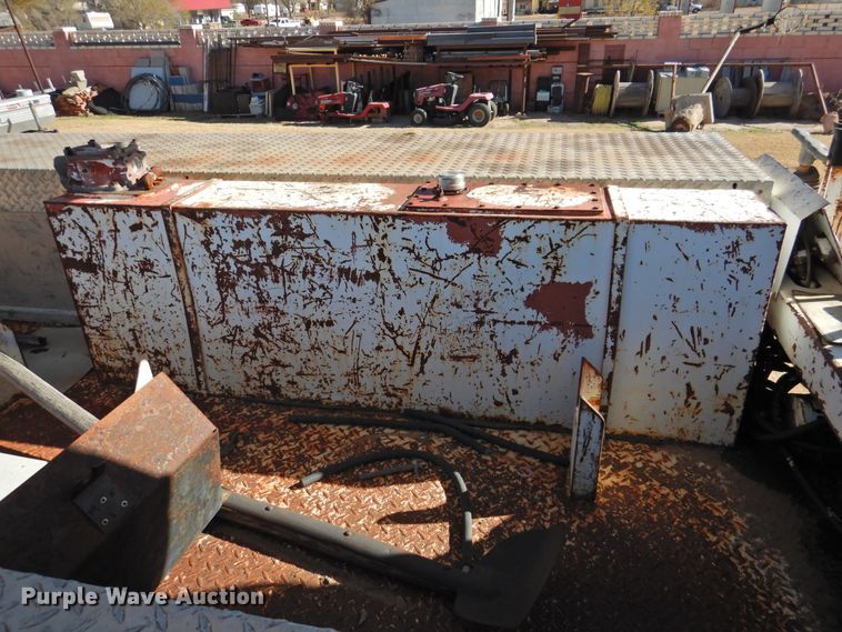 image for item FO9258 1996 GMC TopKick C6500  pressure digger truck